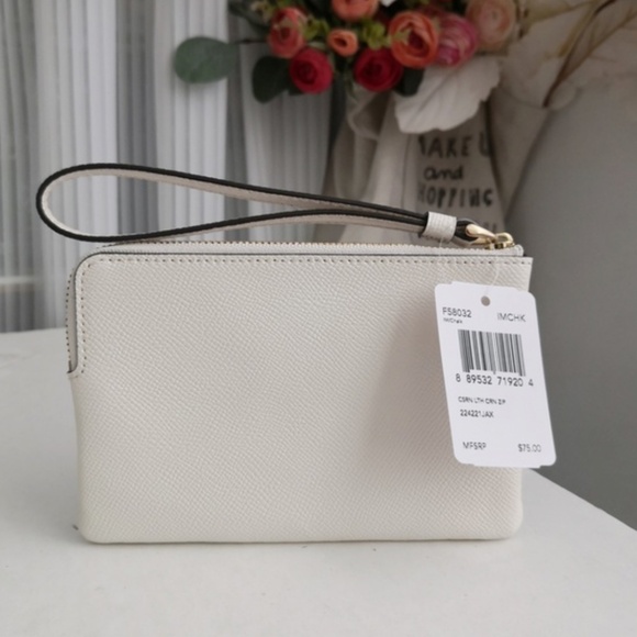 NEW COACH Crossgrain Leather Small Corner Zip Wristlet CV396 F58032 Chalk White - Picture 3 of 9